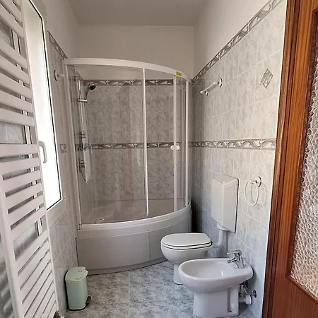 Vistablu Bussana Hébergement de vacances *
